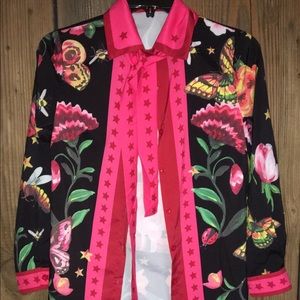Boutique bought one size button down